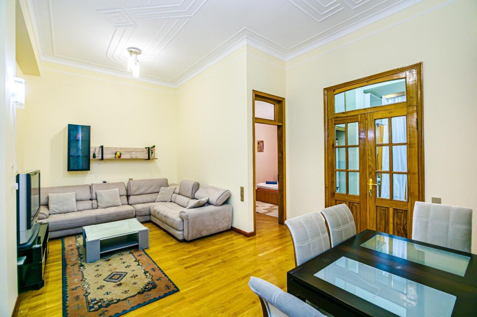 Targovi 2 Room Lux Home Otto Baky Esterno foto